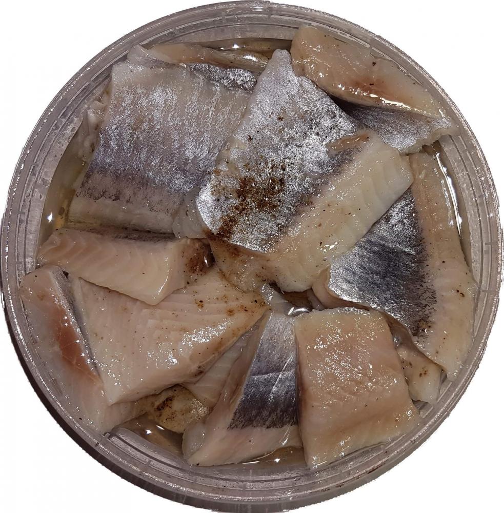 Слабосолёная рыбная продукция.